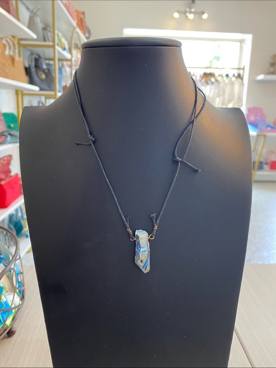 Jewelry - Handcrafted stone Pendant Necklace - Women Jewelry